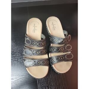 Clarks Sandals 6M Womens Leisa Cacti Brown Slipon